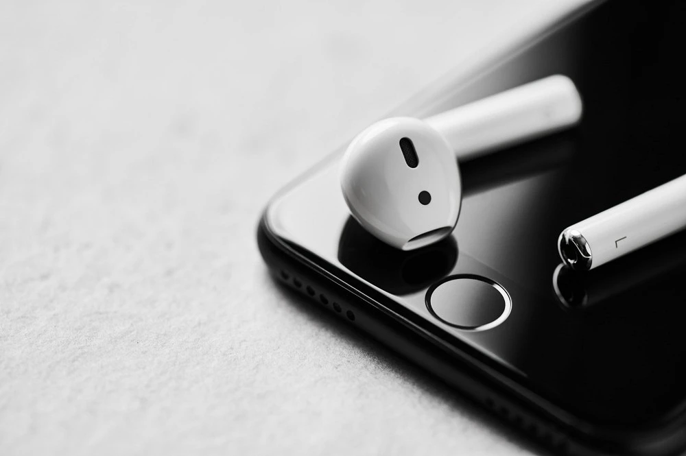 How to Choose Wireless Earbuds in 2026